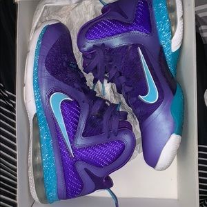 Lebron 9
